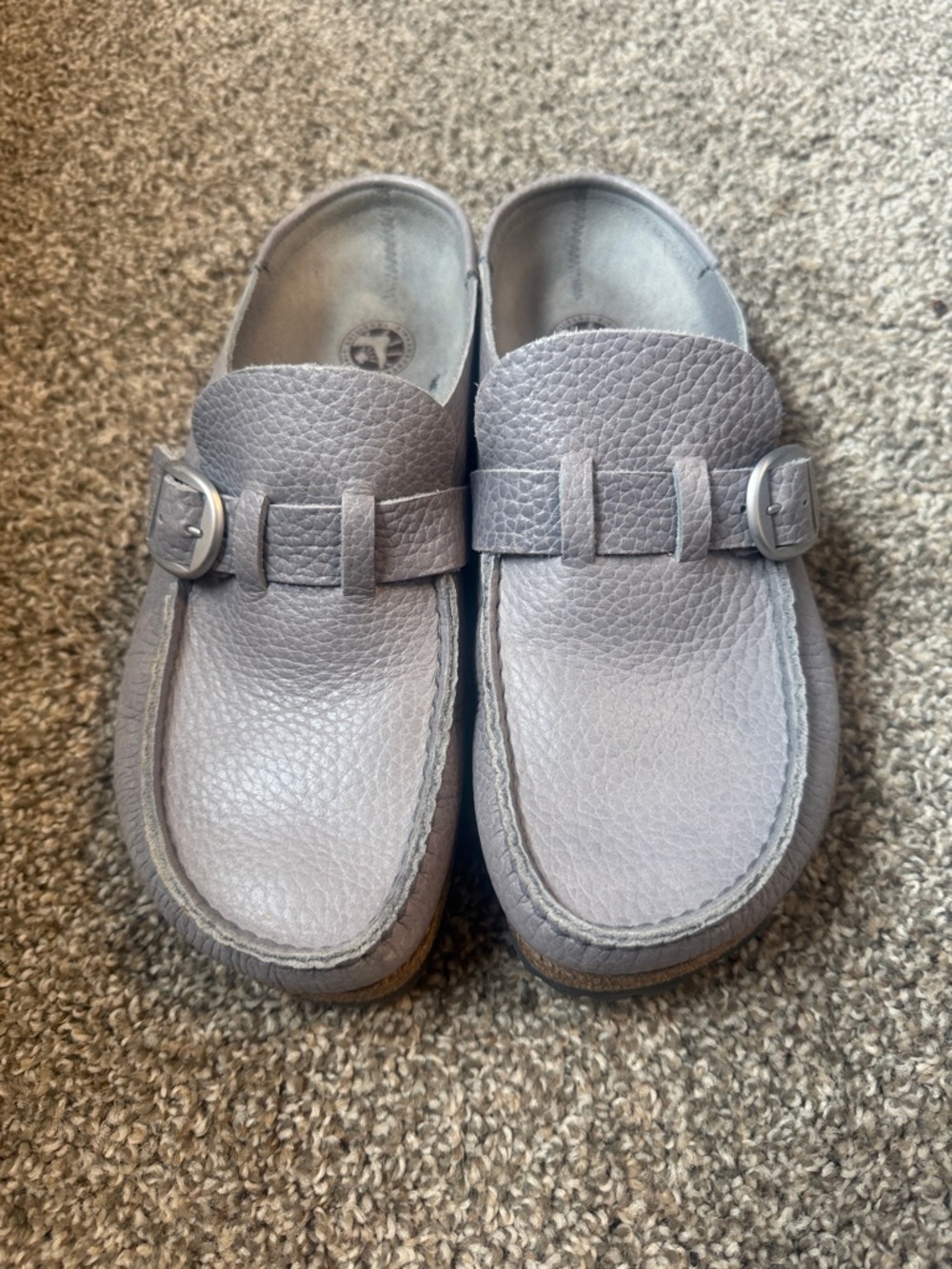 Birkenstock women’s Light Gray Suede Slip-On Clogs size 39